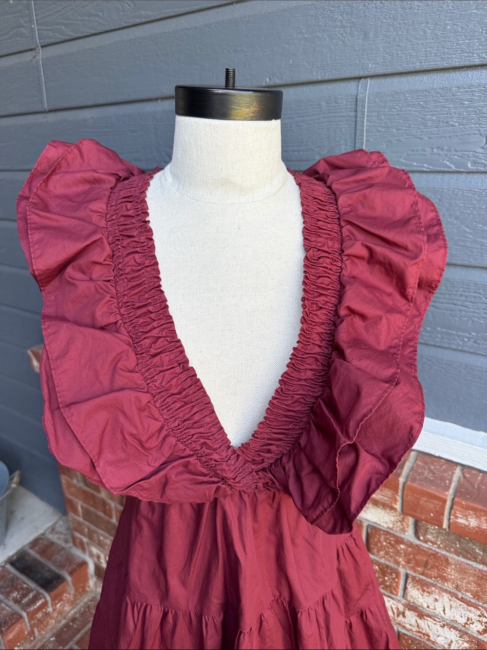 Altar'd State Leou Burgundy Ruffle Plunge Mini Dress Open Tie Back Women's S - Picture 2 of 7